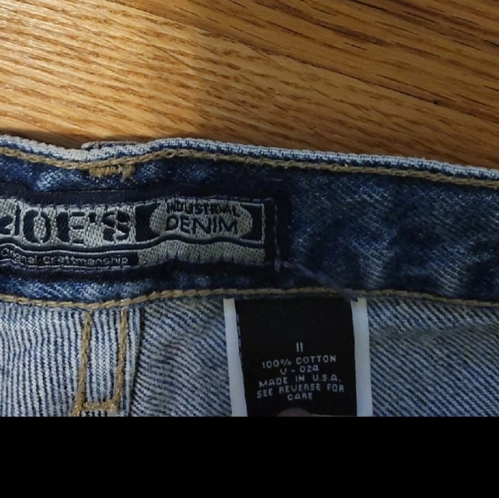 Jean Shorts - Picture 4 of 4